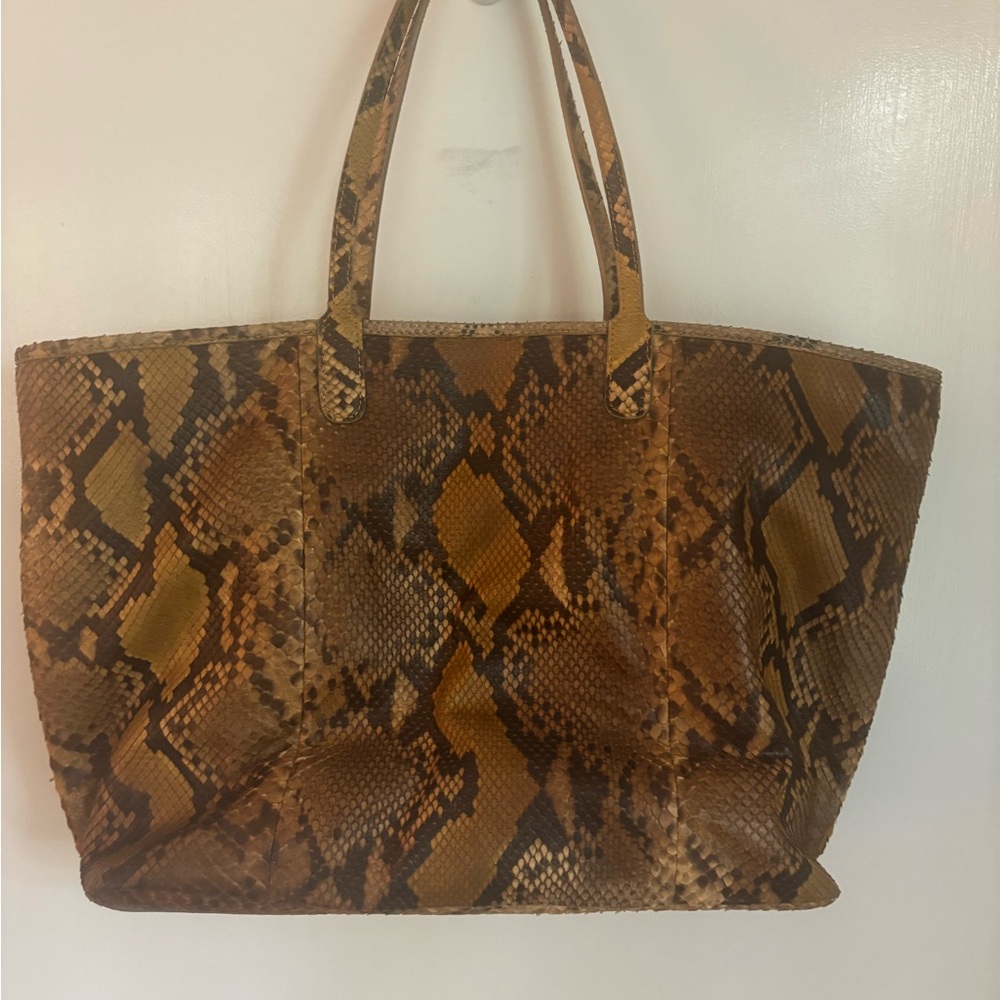 Elegant Brown Snake Pattern Tote - Picture 2 of 5